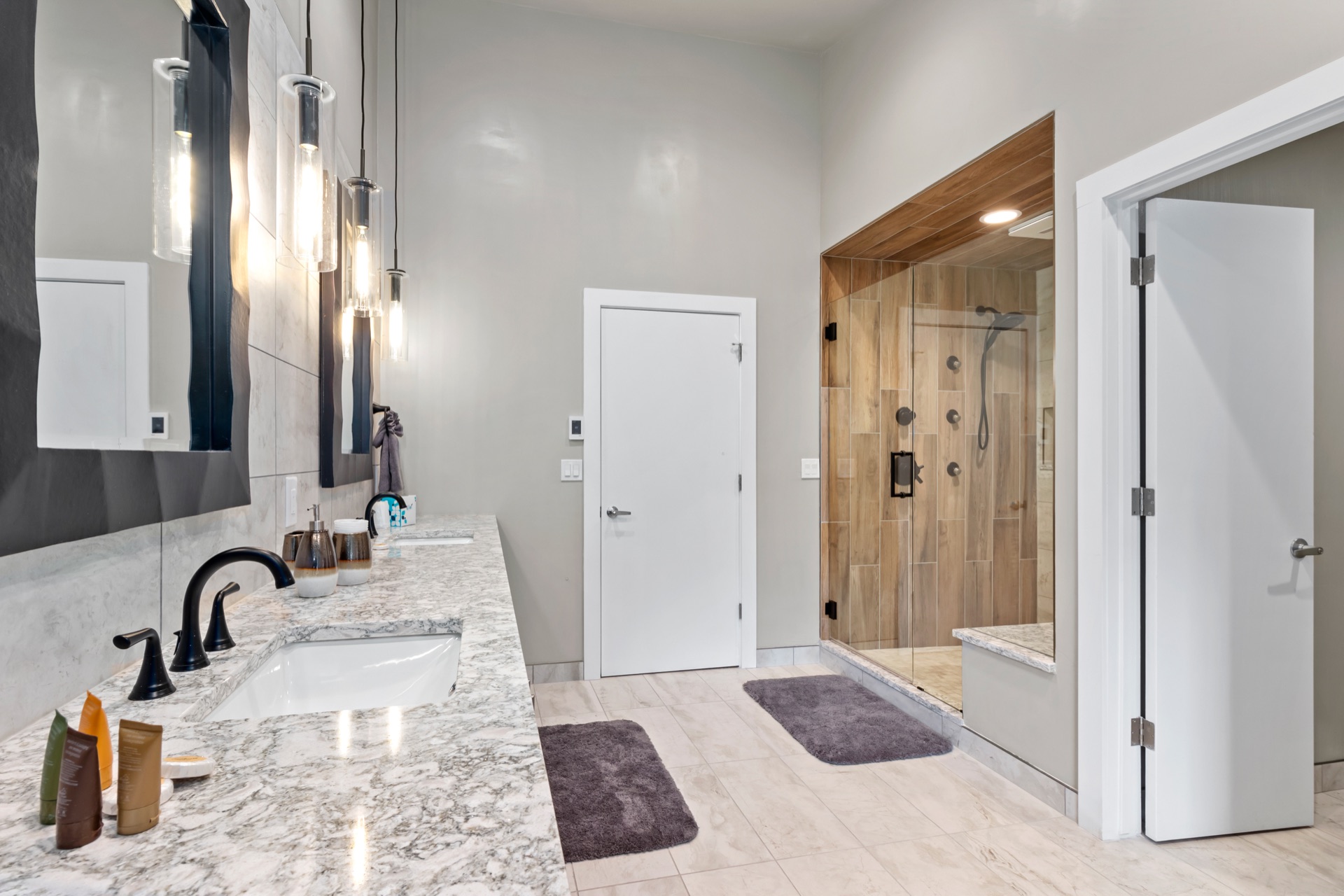 Casa de Cristal room