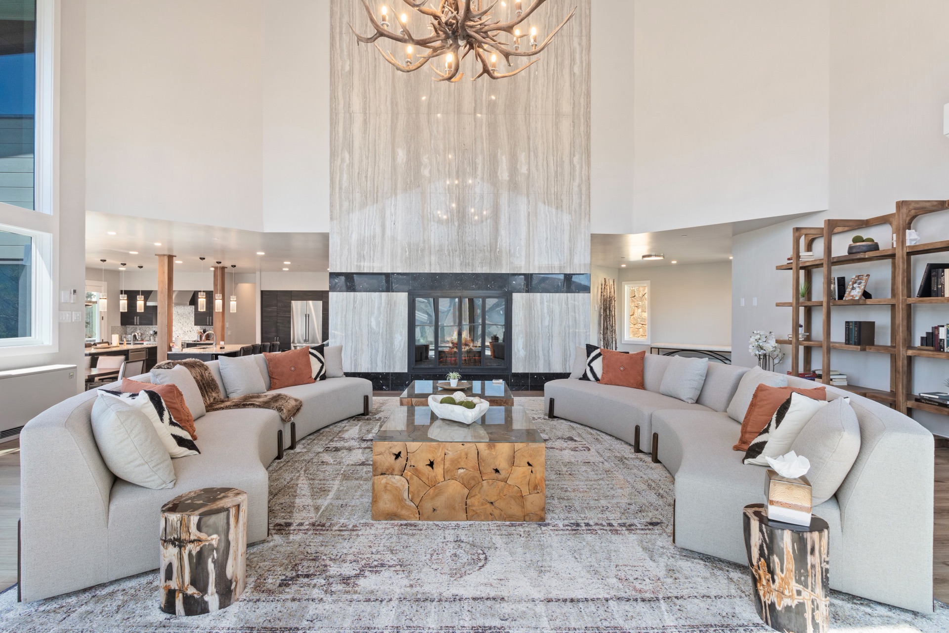 Living space detail at Casa de Cristal